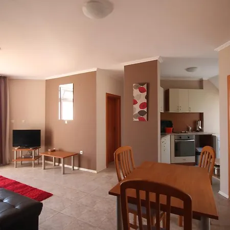 Apartament New Estate In Vega Village *